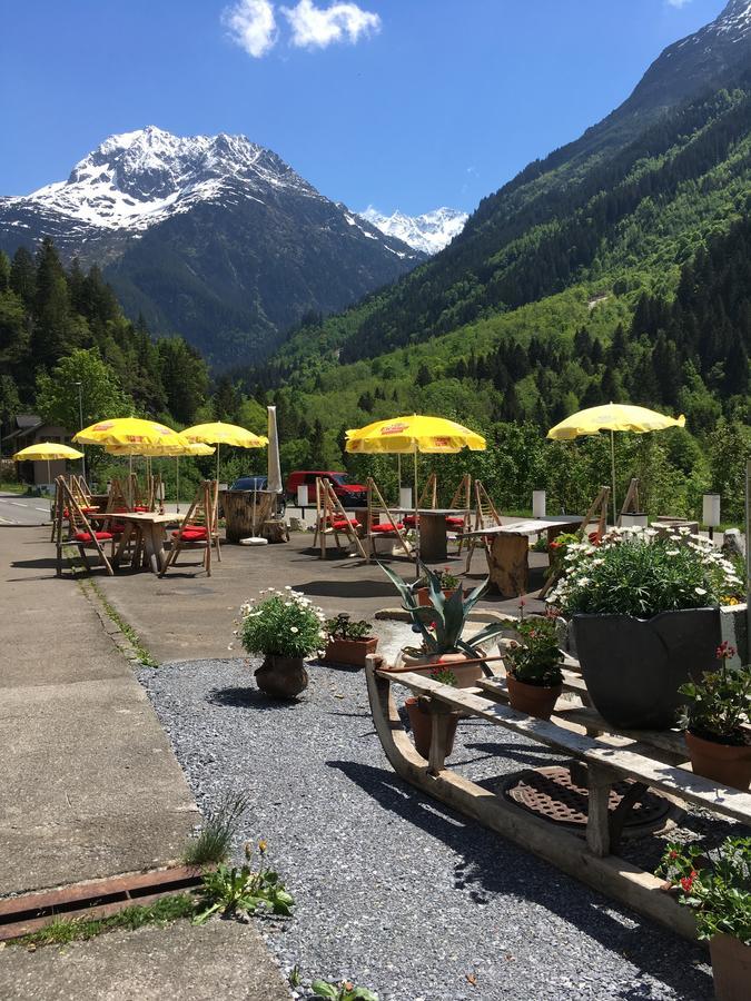 "Terrasse" Nessental Hotel Gadmen Exterior photo